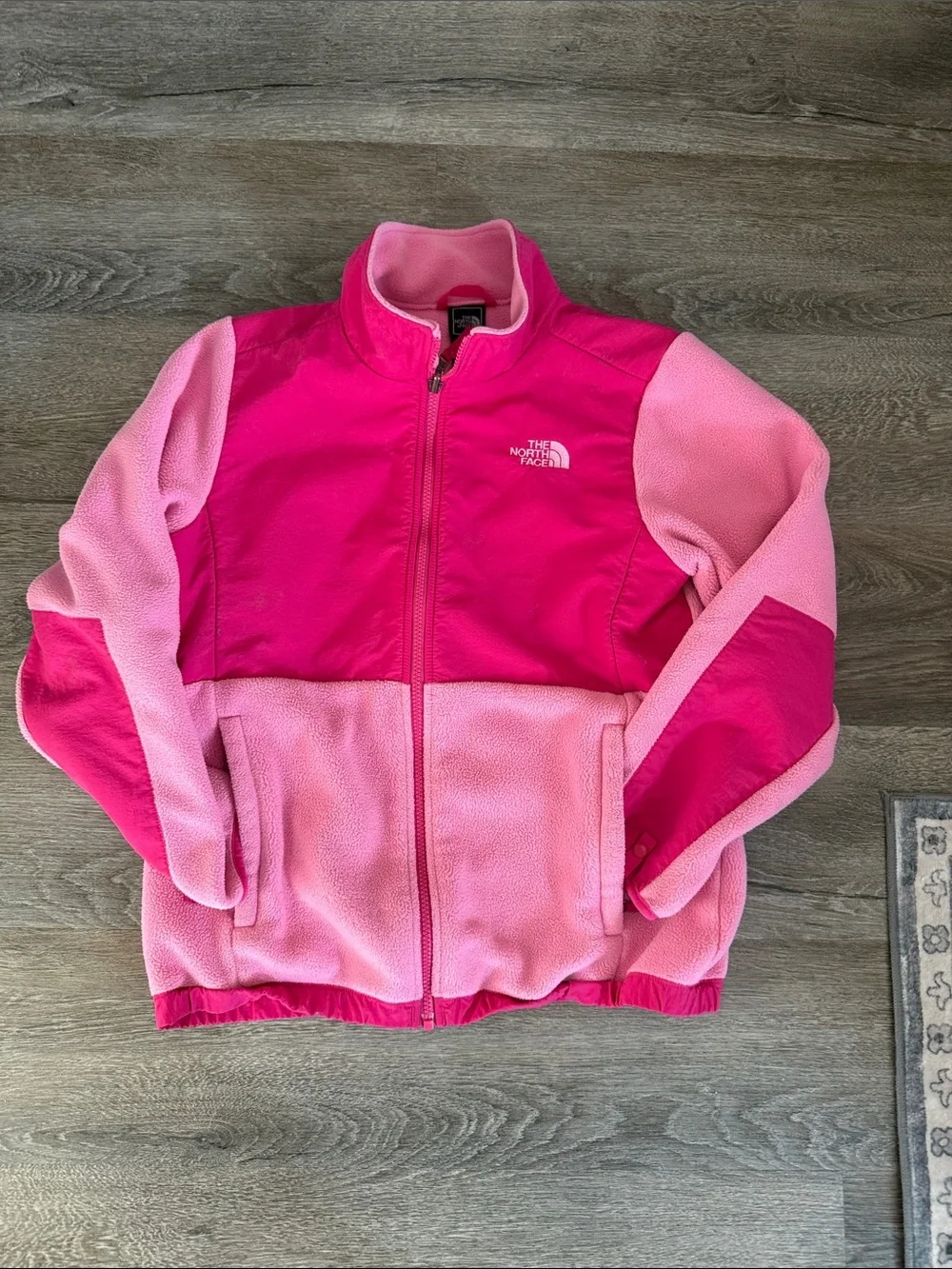 The North Face Two-Tone Pink Girls' XL 18 Fleece Jacket. Great condition